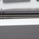 Surface Laptop es un poco más gruesa que una MacBook Pro. Foto: Carmen Hilbert / Gizmodo.